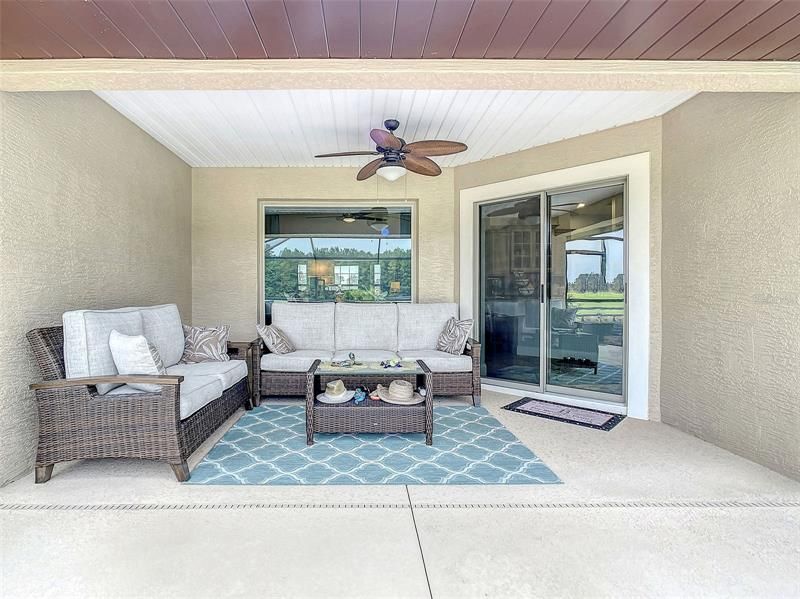 Recently Sold: $1,200,000 (3 beds, 2 baths, 2104 Square Feet)