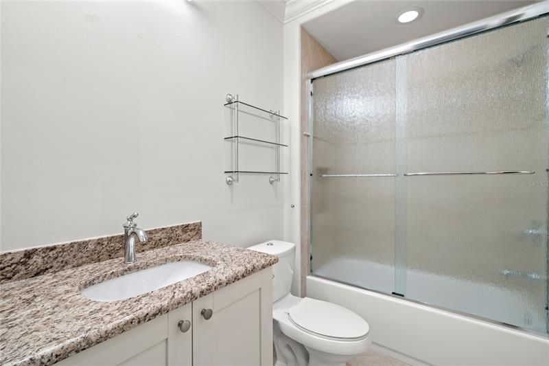 Недавно арендовано: $8,500 (3 спален, 3 ванн, 3236 Квадратных фут)