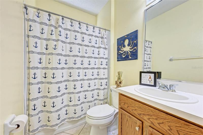 最近售出: $410,000 (4 贝兹, 3 浴室, 1873 平方英尺)