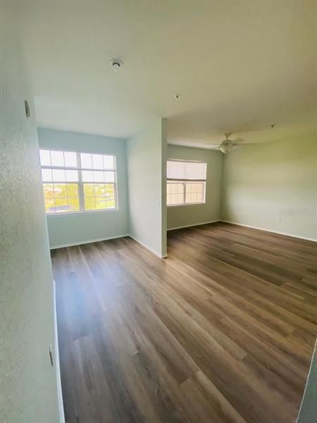Recently Rented: $1,450 (1 beds, 1 baths, 679 Square Feet)