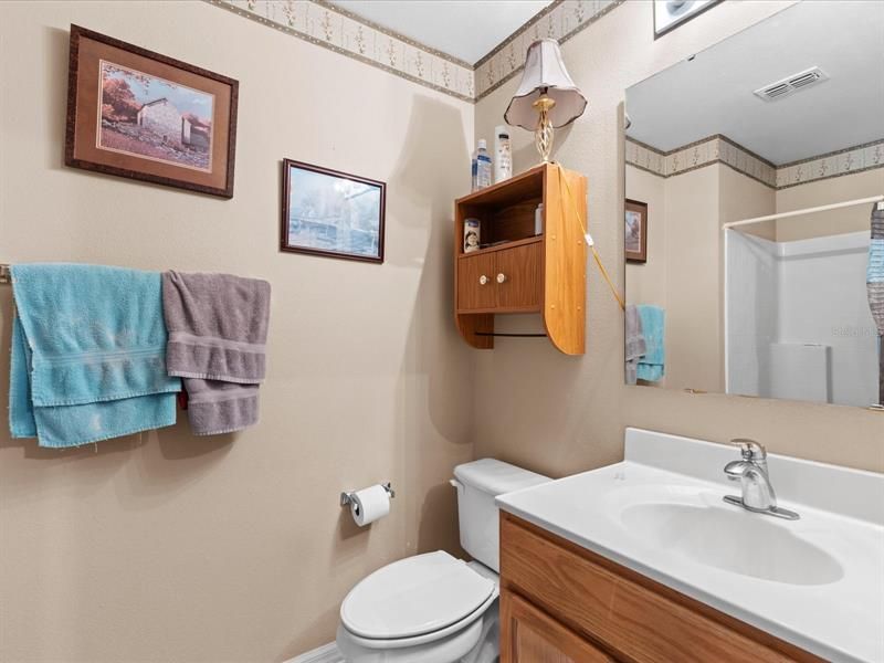 最近售出: $280,000 (3 贝兹, 2 浴室, 1584 平方英尺)