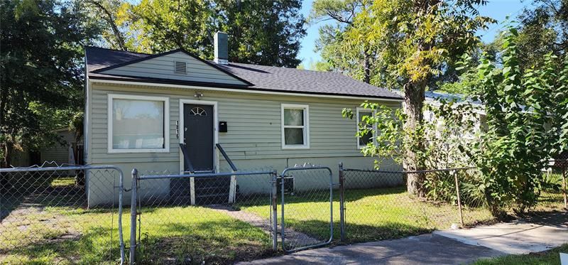 Recently Rented: $999 (3 beds, 1 baths, 1005 Square Feet)
