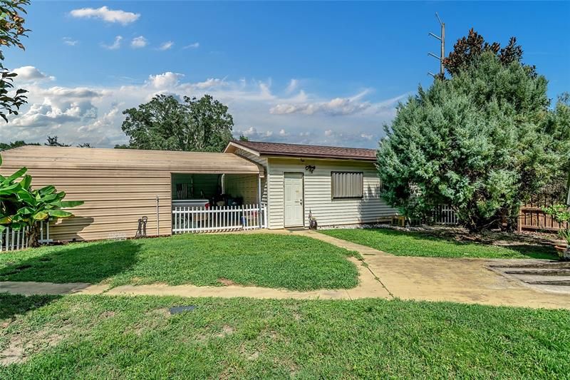 Recently Sold: $230,000 (3 beds, 3 baths, 2108 Square Feet)