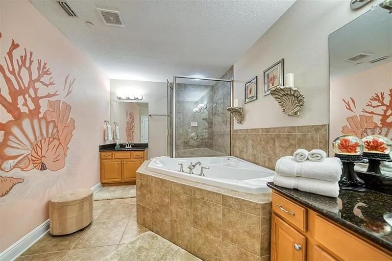 Недавно продано: $1,650,000 (3 спален, 3 ванн, 2241 Квадратных фут)