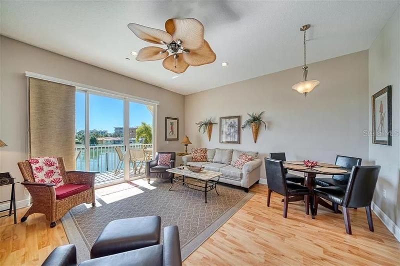 Recently Sold: $1,650,000 (3 beds, 3 baths, 2241 Square Feet)