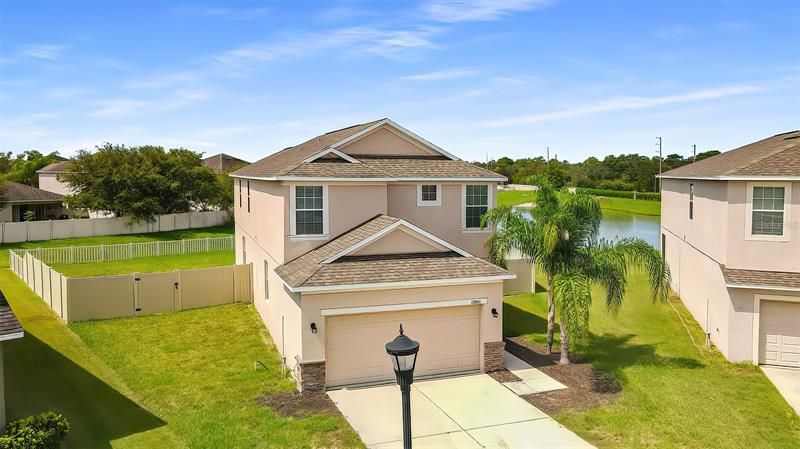 Recently Sold: $419,000 (5 beds, 3 baths, 2574 Square Feet)