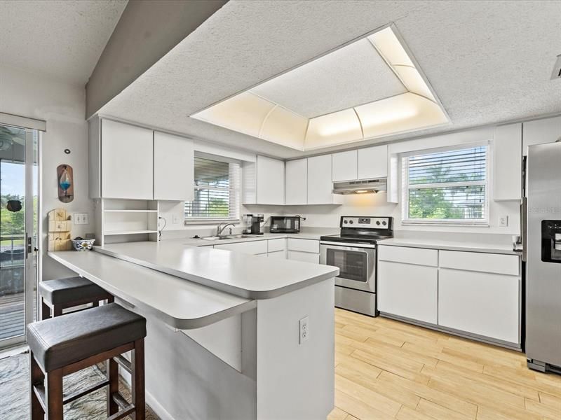 Recently Sold: $625,000 (3 beds, 2 baths, 1444 Square Feet)