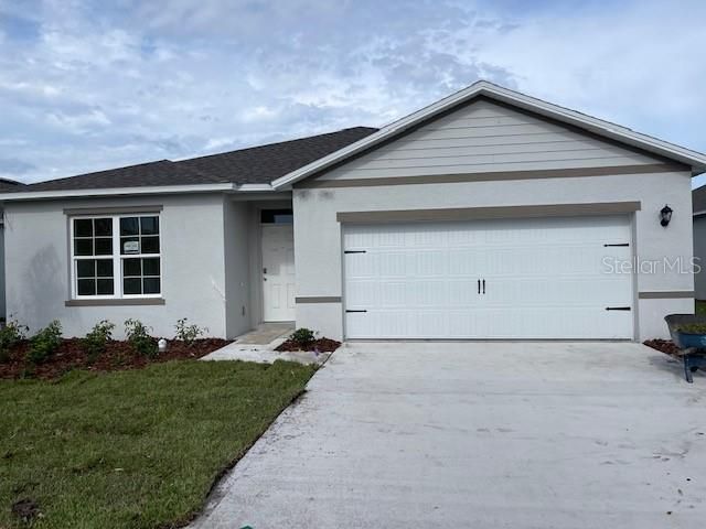 Recently Sold: $392,290 (4 beds, 2 baths, 1828 Square Feet)