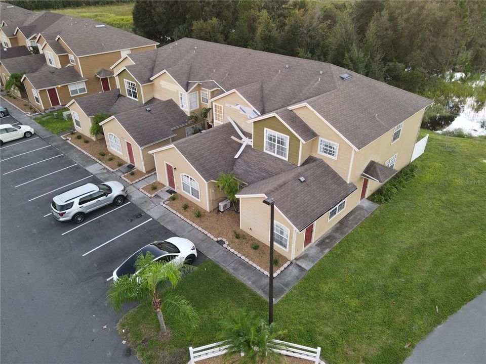 Vendido Recientemente: $237,000 (4 camas, 3 baños, 1811 Pies cuadrados)