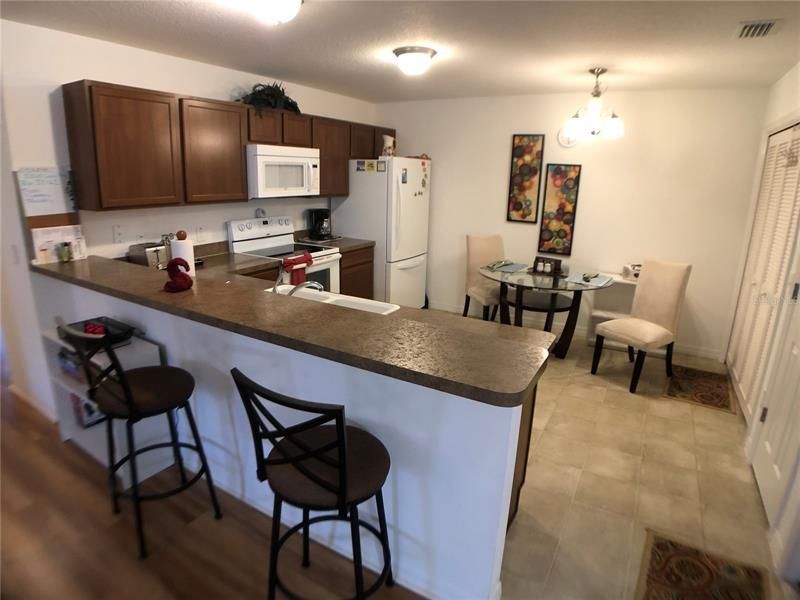 Recently Rented: $1,800 (2 beds, 2 baths, 1156 Square Feet)