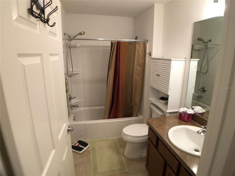 最近租的: $1,800 (2 贝兹, 2 浴室, 1156 平方英尺)