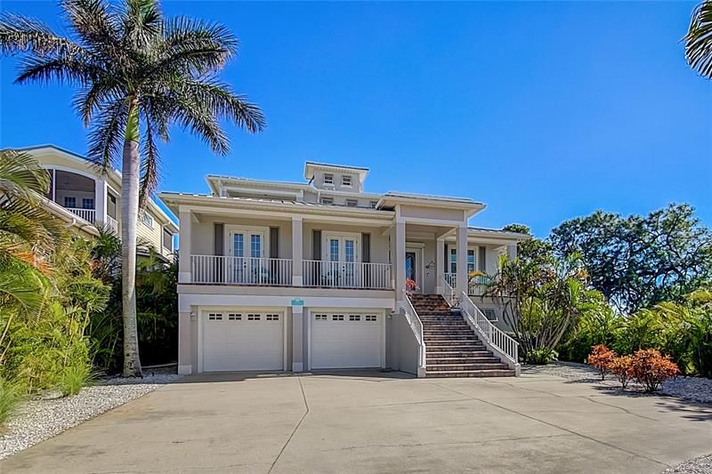 Recently Sold: $1,490,000 (4 beds, 3 baths, 3620 Square Feet)