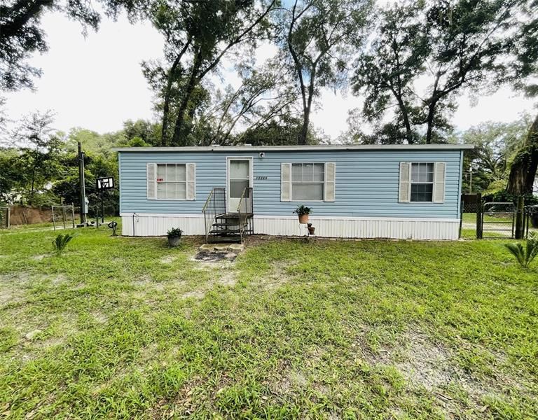 Recently Sold: $124,900 (3 beds, 2 baths, 984 Square Feet)