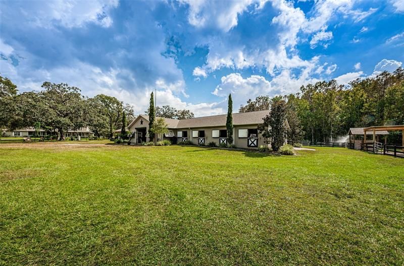 Vendido Recientemente: $1,899,000 (6 camas, 6 baños, 4688 Pies cuadrados)