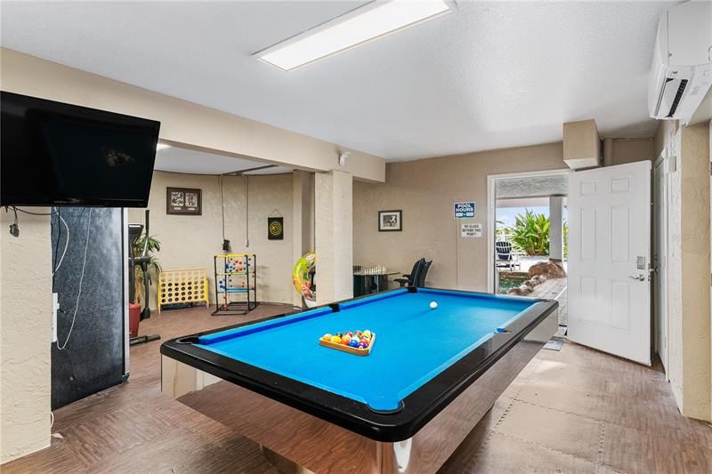 Recently Sold: $4,500,000 (3 beds, 3 baths, 4204 Square Feet)