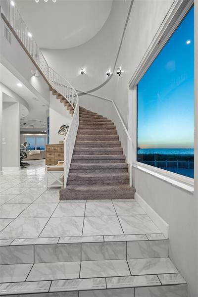 Recently Sold: $4,500,000 (3 beds, 3 baths, 4204 Square Feet)