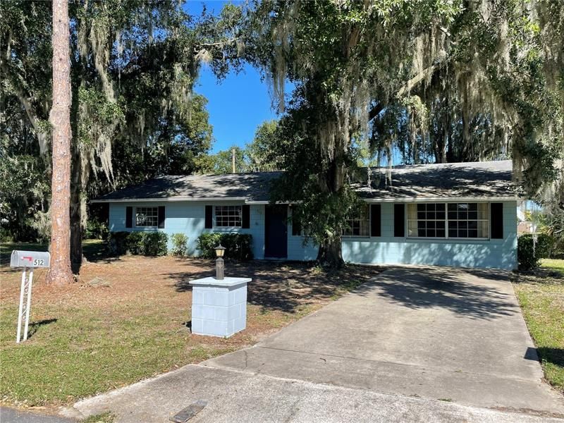 Recently Sold: $245,000 (3 beds, 2 baths, 1505 Square Feet)