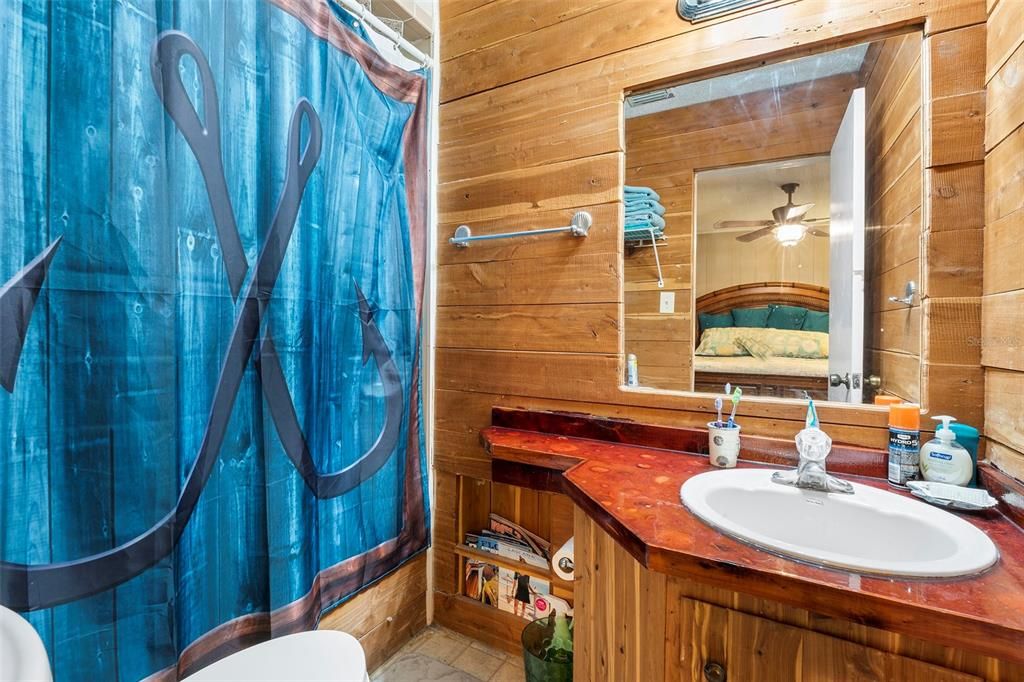 待售: $3,999,000 (4 贝兹, 2 浴室, 1368 平方英尺)