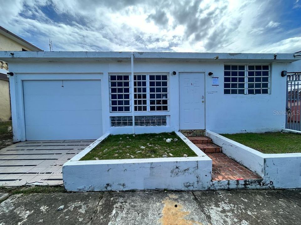 Vendido Recientemente: $78,000 (3 camas, 1 baños, 1025 Pies cuadrados)