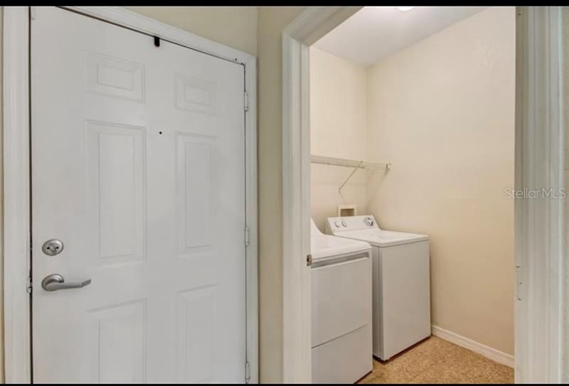 最近租的: $2,100 (3 贝兹, 2 浴室, 1225 平方英尺)