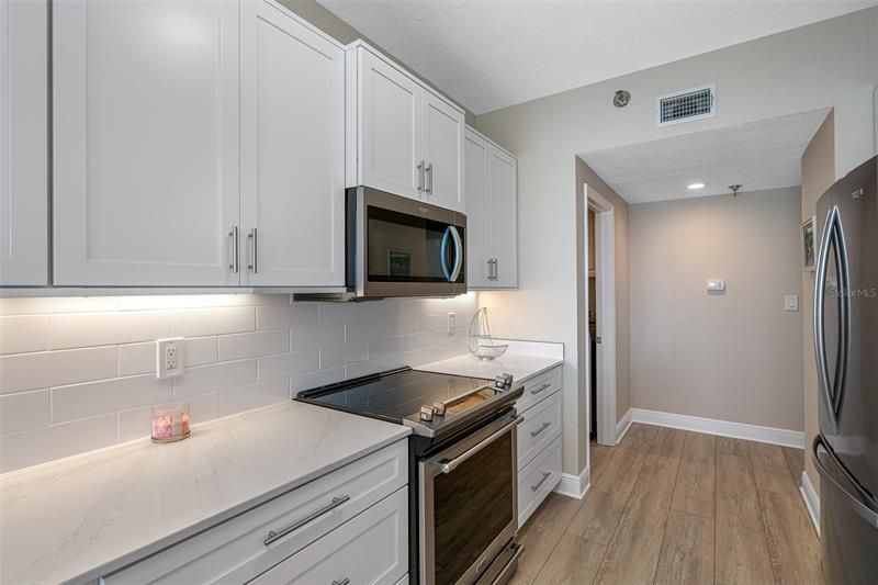 Recently Sold: $1,175,000 (3 beds, 2 baths, 1860 Square Feet)