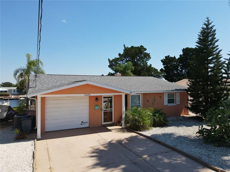 Recently Sold: $489,000 (3 beds, 2 baths, 1184 Square Feet)