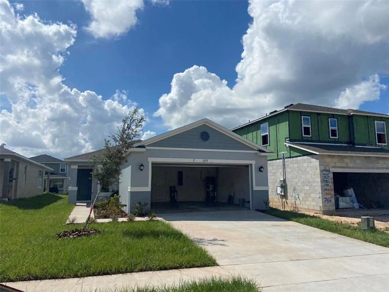 Recently Sold: $361,520 (4 beds, 2 baths, 1637 Square Feet)