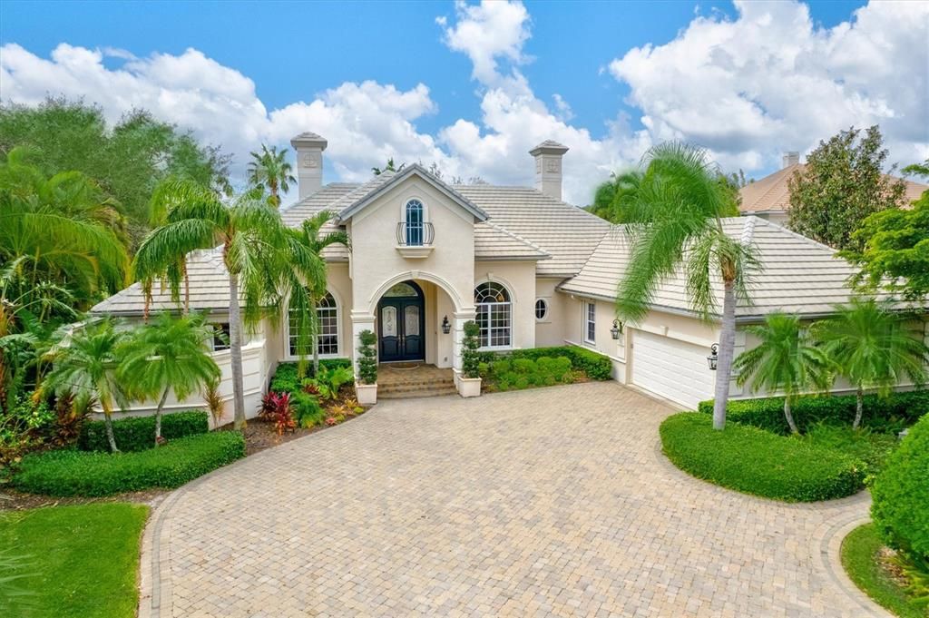 Recently Sold: $2,150,000 (3 beds, 4 baths, 5275 Square Feet)