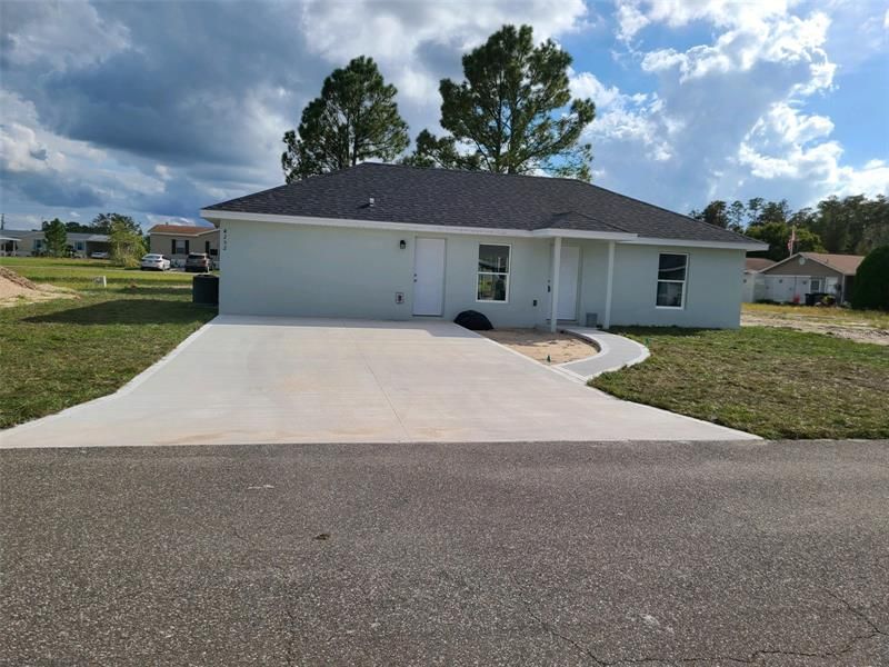 Recently Sold: $234,000 (2 beds, 2 baths, 1100 Square Feet)