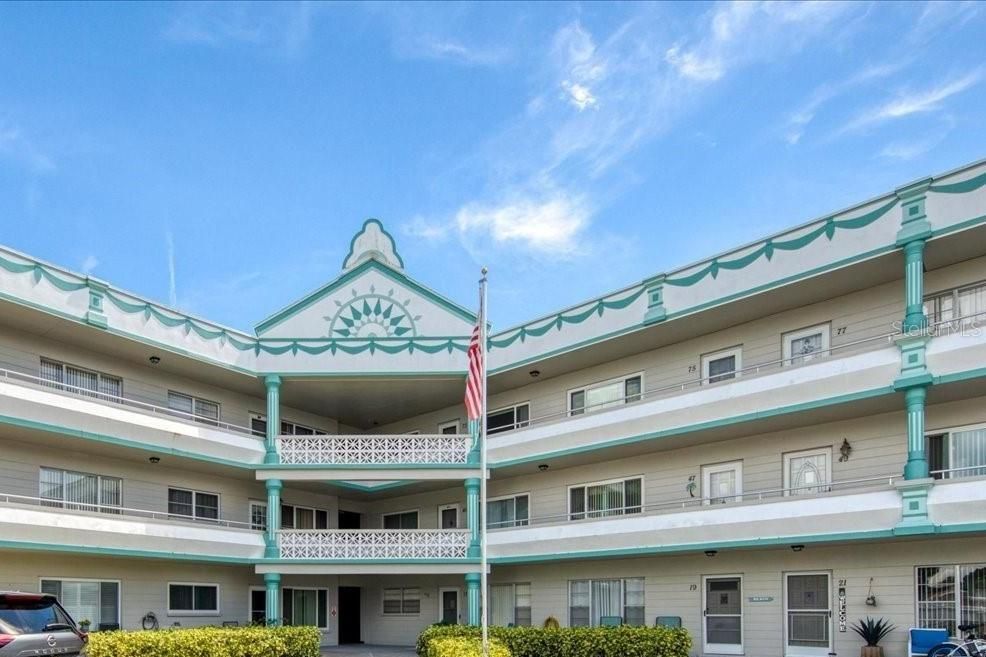 Недавно продано: $110,000 (1 спален, 1 ванн, 800 Квадратных фут)