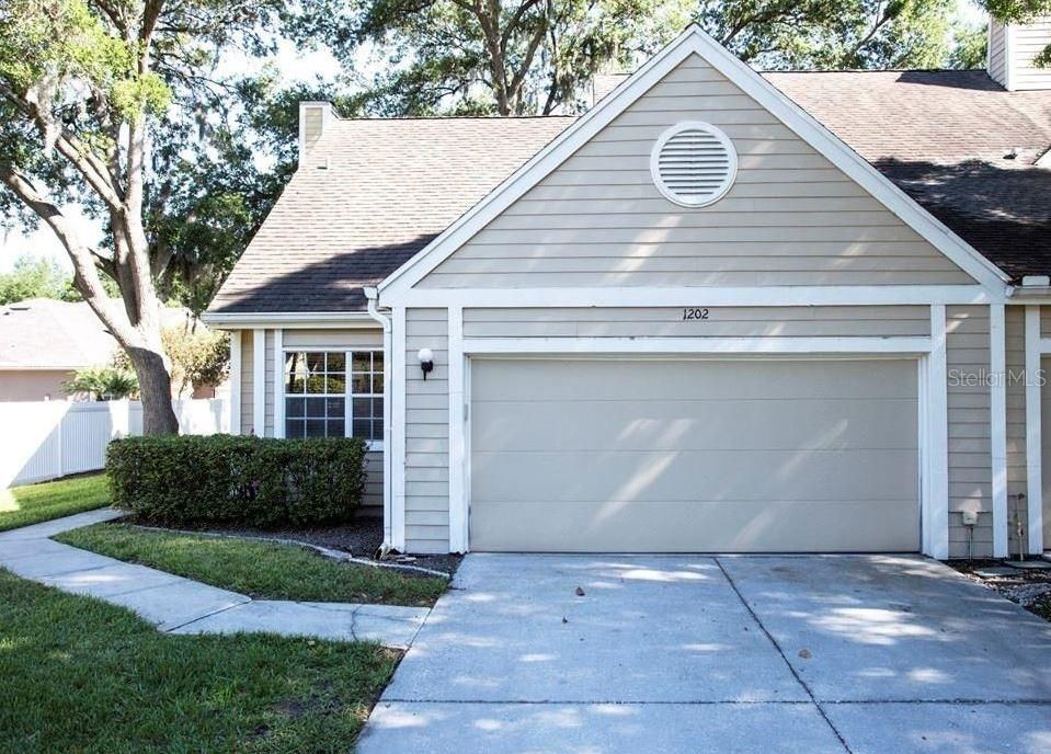 Vendido Recientemente: $233,250 (3 camas, 2 baños, 1329 Pies cuadrados)