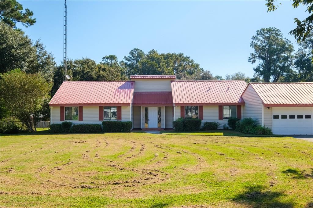 最近售出: $338,500 (3 贝兹, 2 浴室, 2144 平方英尺)