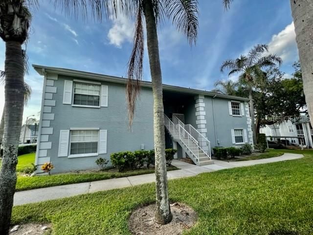 Recently Sold: $117,000 (2 beds, 2 baths, 873 Square Feet)