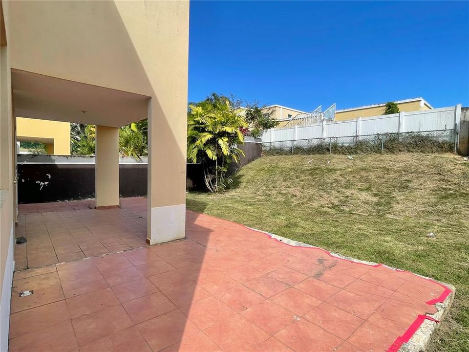 Vendido Recientemente: $181,000 (4 camas, 2 baños, 1720 Pies cuadrados)