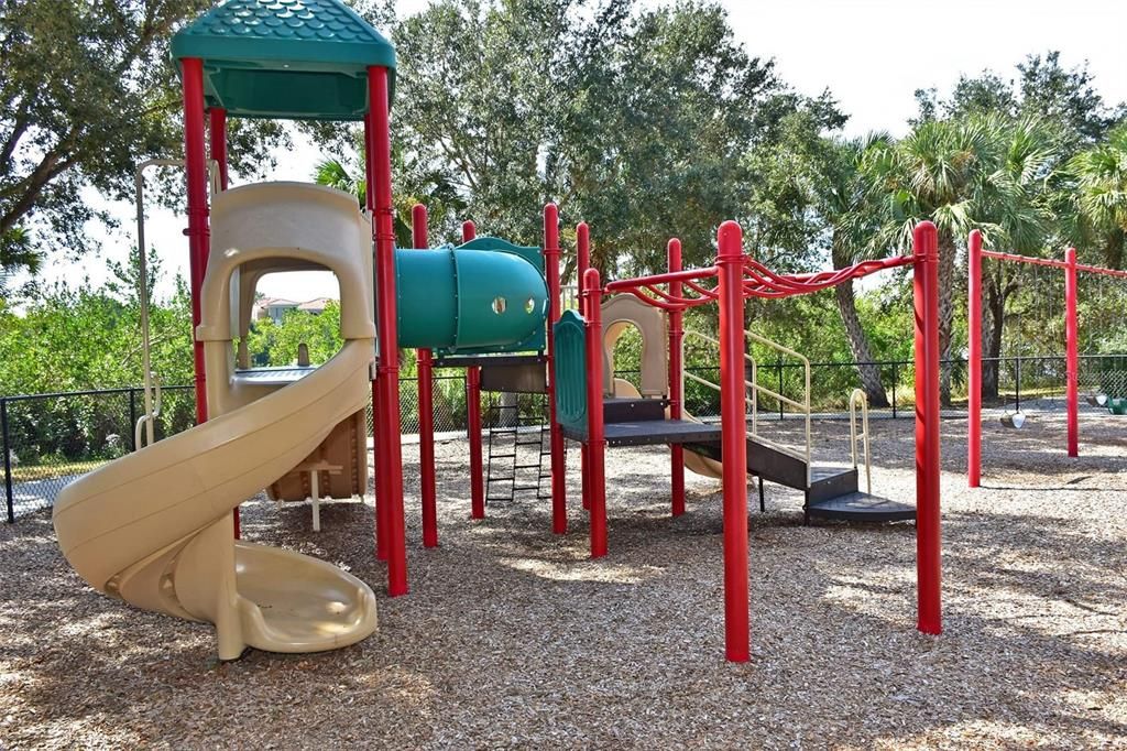 For Rent: $10,500 (5 beds, 4 baths, 4130 Square Feet)