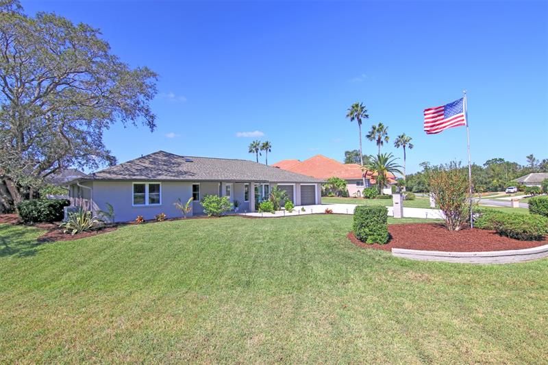 Recently Sold: $925,000 (4 beds, 2 baths, 2319 Square Feet)