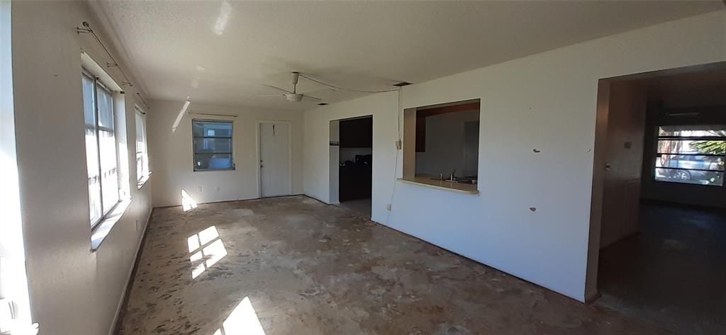 Family room with Kitchen pass-through