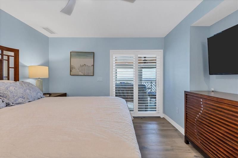 Master suite has direct access & views of Intracoastal