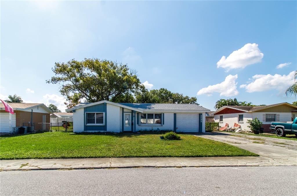 Recently Sold: $150,000 (2 beds, 1 baths, 848 Square Feet)