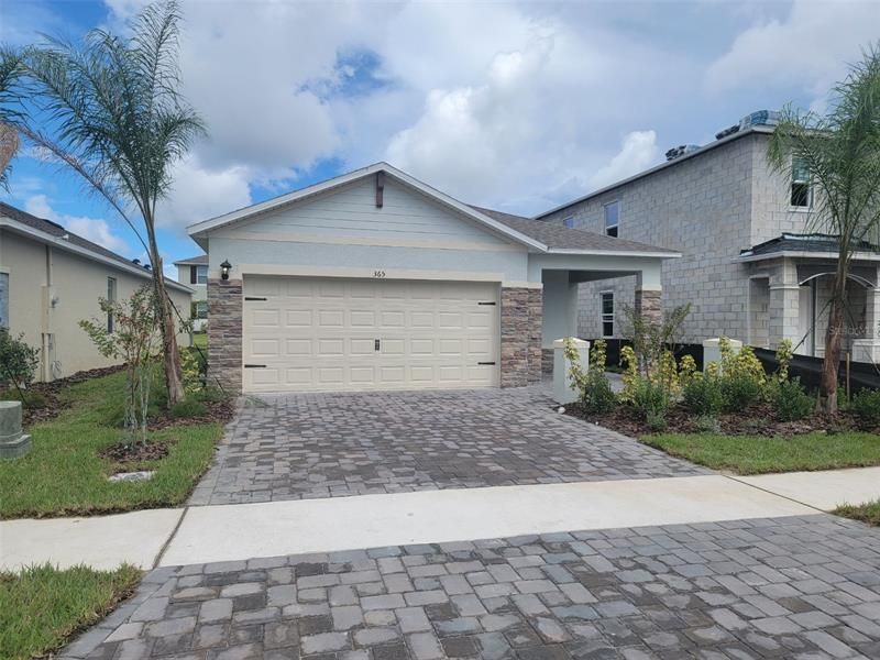 Recently Sold: $380,490 (3 beds, 2 baths, 1614 Square Feet)