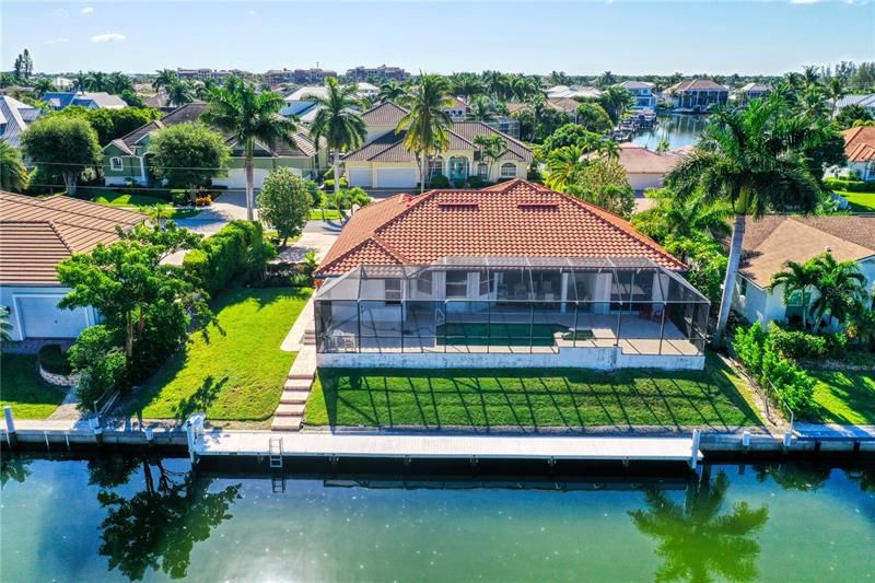 Recently Sold: $1,350,000 (3 beds, 2 baths, 1978 Square Feet)