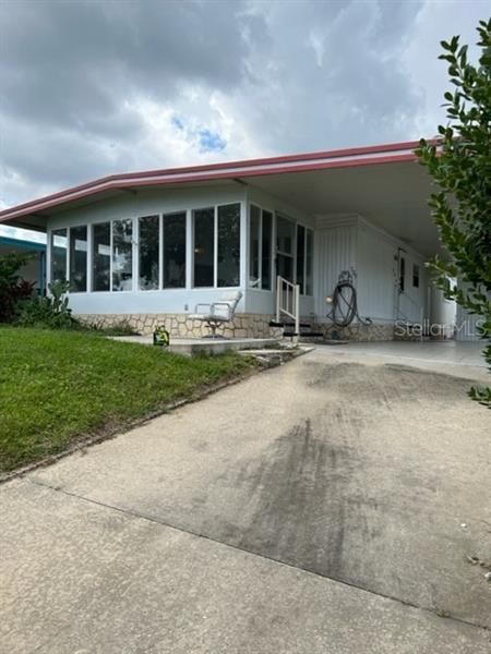 Front of Property. View of Glassed in Florida Room