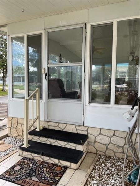 Steps leading to Glassed in Florida Room