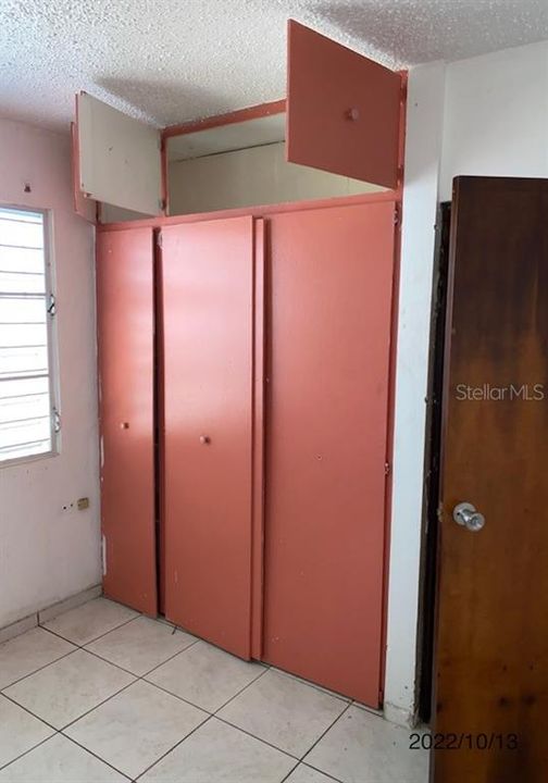 Vendido Recientemente: $52,400 (2 camas, 1 baños, 900 Pies cuadrados)