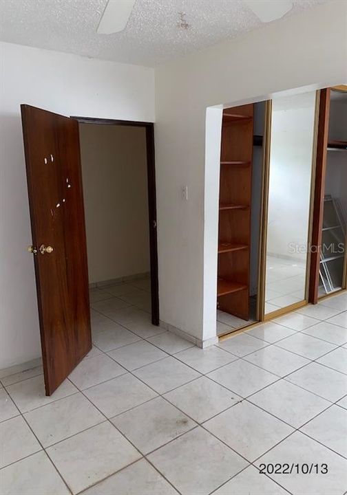 Vendido Recientemente: $52,400 (2 camas, 1 baños, 900 Pies cuadrados)