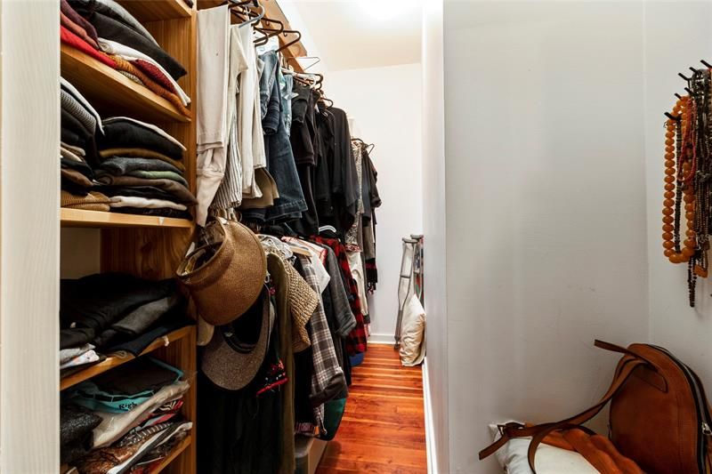 LARGE WALK IN OWNER'S CLOSET IN MAIN RESIDENCE
