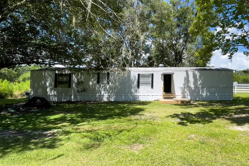 Recently Sold: $80,000 (3 beds, 2 baths, 924 Square Feet)