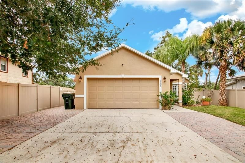 Recently Sold: $319,900 (3 beds, 2 baths, 1253 Square Feet)