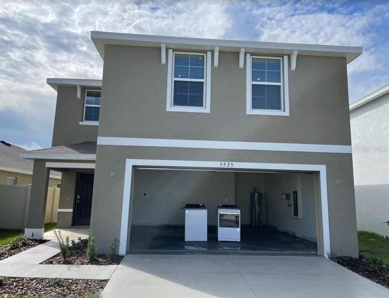 Recently Sold: $343,990 (4 beds, 2 baths, 2260 Square Feet)