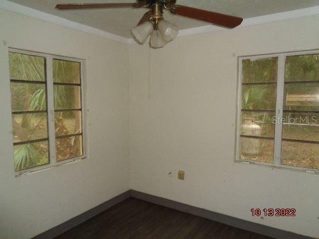 Recently Sold: $100,000 (2 beds, 1 baths, 832 Square Feet)